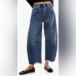 Barrel Jeans